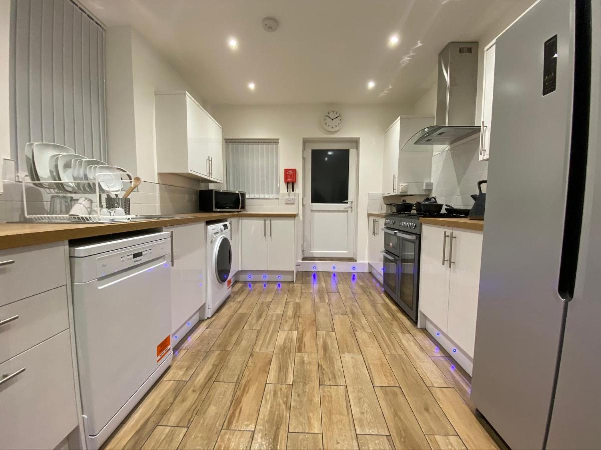 Апартаменти Heaton Park Road Professional Lets Ньюкасл-апон-Тайн Екстер'єр фото