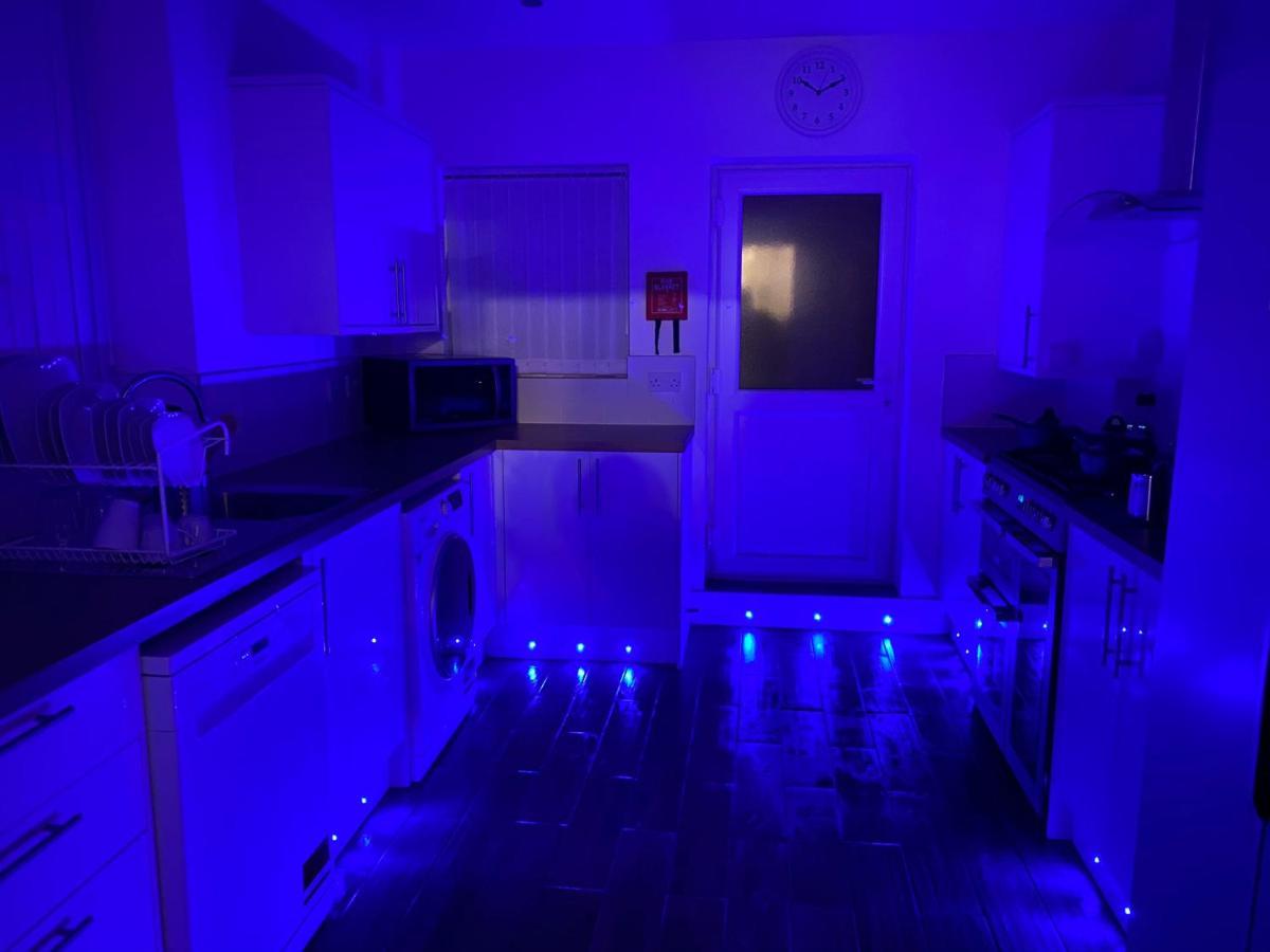 Апартаменти Heaton Park Road Professional Lets Ньюкасл-апон-Тайн Екстер'єр фото