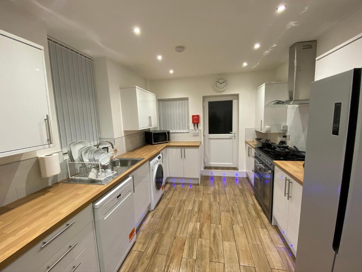 Апартаменти Heaton Park Road Professional Lets Ньюкасл-апон-Тайн Екстер'єр фото